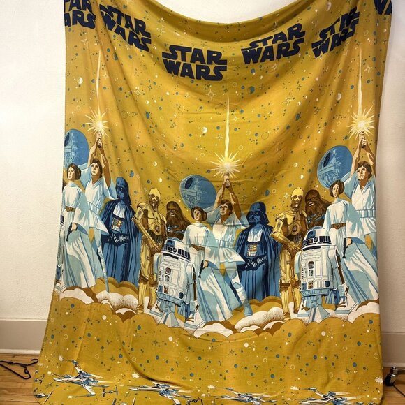 Vintage 1977 Star Wars "A New Hope" Sheet Fabric Twin Size Sears - Picture 1 of 9